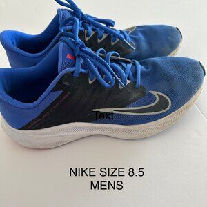 Nike men's running shoe